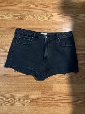ABERCROMBIE the mom short high rise
